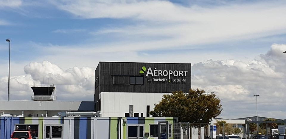La Rochelle flygplats
